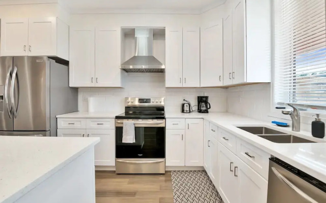 Marvelous New Townhomes for 16 guests