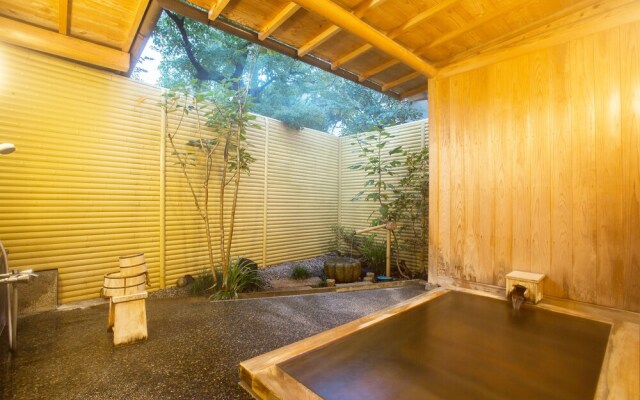 Higashi Ishikawa Ryokan