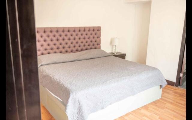 4 Master Suite for 2 People