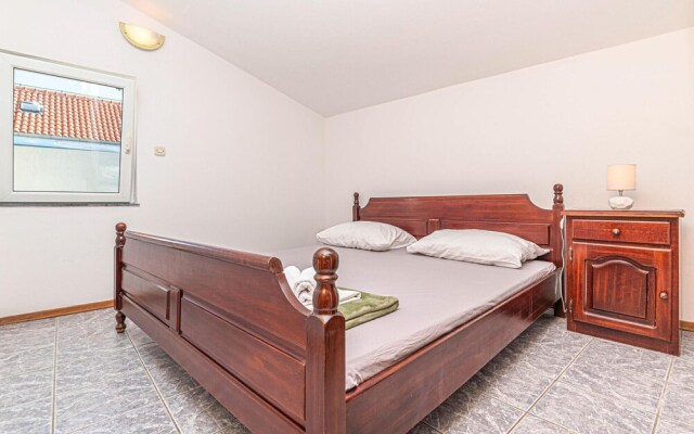 Amazing Apartment in Vodice With Wifi and 2 Bedrooms