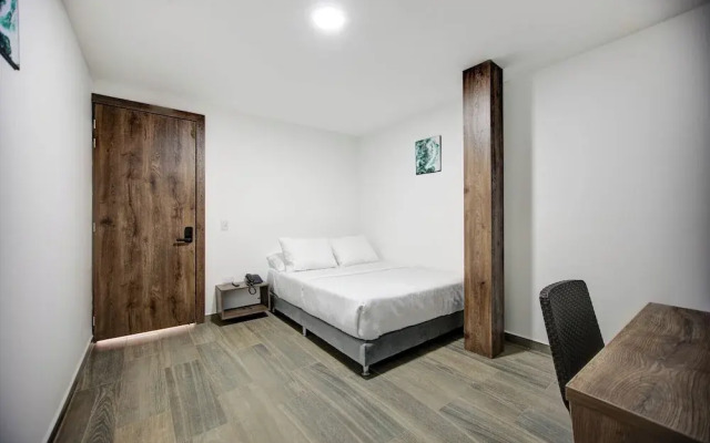 XLiving Host & Rooms