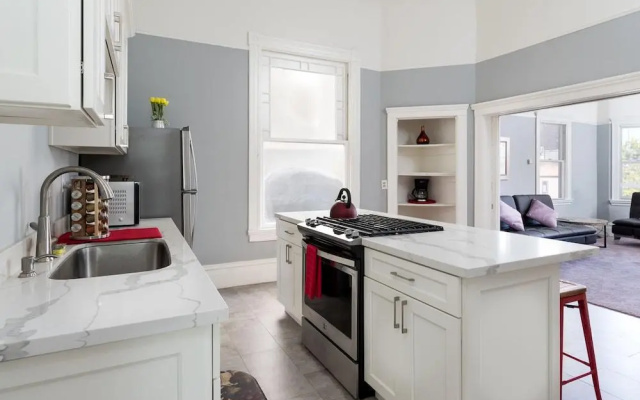 Large and Lovely 3 Bedroom Flat