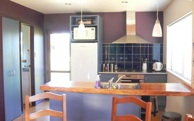 Brook House Bed & Breakfast and Cottages