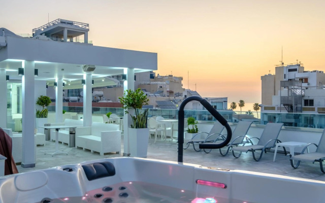 Art & Wine Boutique Hotel