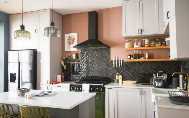 Hidden Gem! 1 bed Flat Near Clifton Triangle