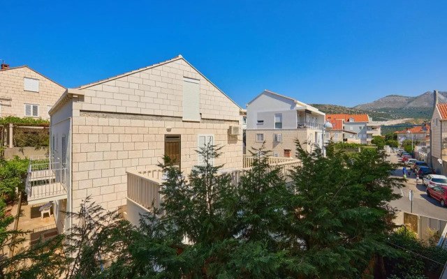 The Monroe - Stylish 2 BD Apartment In Villa Orsan