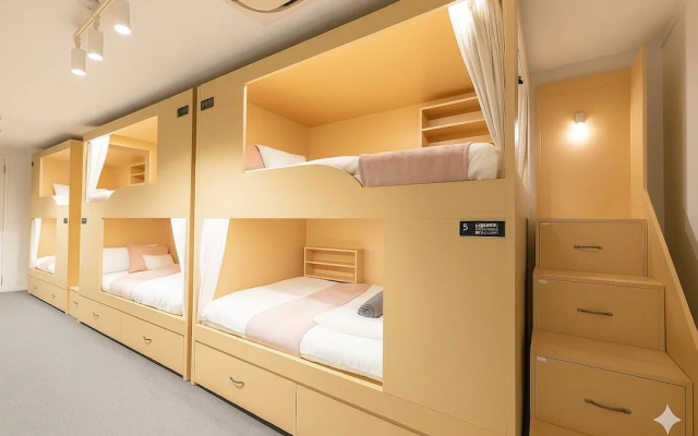 CoZzzee Hostel – Guest Rooms – Singapore