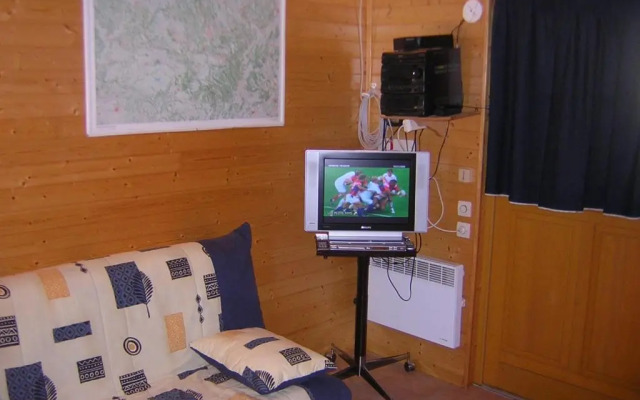 Gite La K-bane au fond du jardin