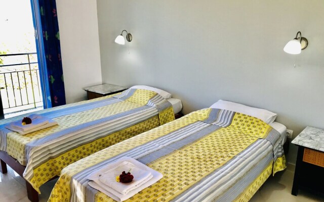 Room-banos Apartments And Swimming Pool