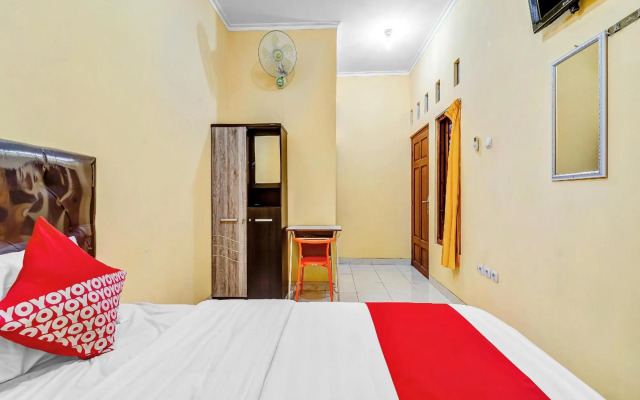 OYO 90768 Endrayanti Inn Syariah