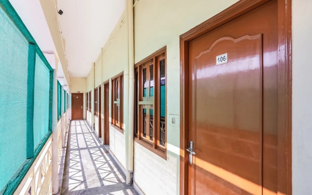 OYO 22577 Hotel City View