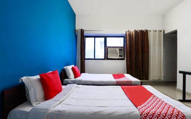 OYO Flagship 70693 Mohan Service Apartment