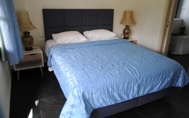 Assa Maris Beach Hotel