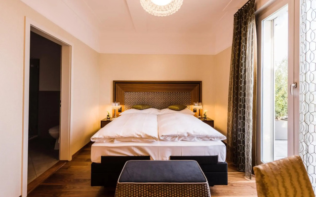 Art Deco Hotel Montana