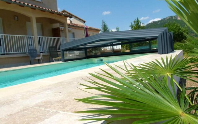 Maison de 3 chambres avec piscine partagee jardin amenage et wifi a Nant