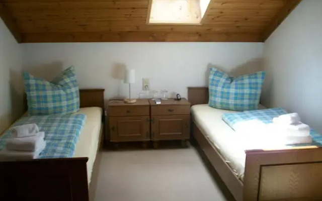 Zum Fliegenden Holländer