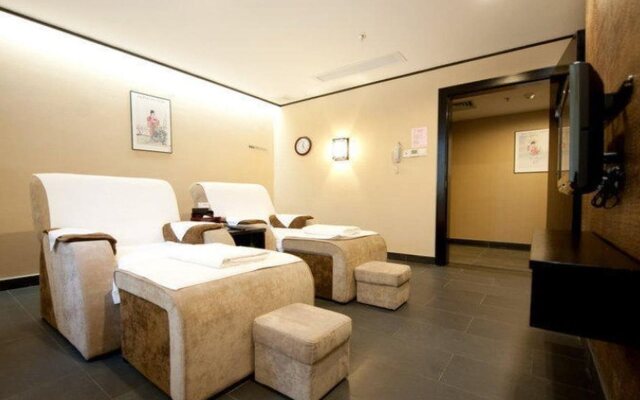 Baiyue Hotel