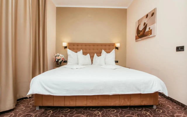 C Pub & Accommodation