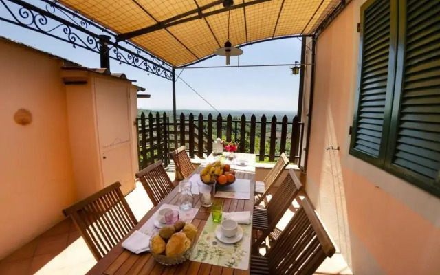 Alla Collina Del Sole