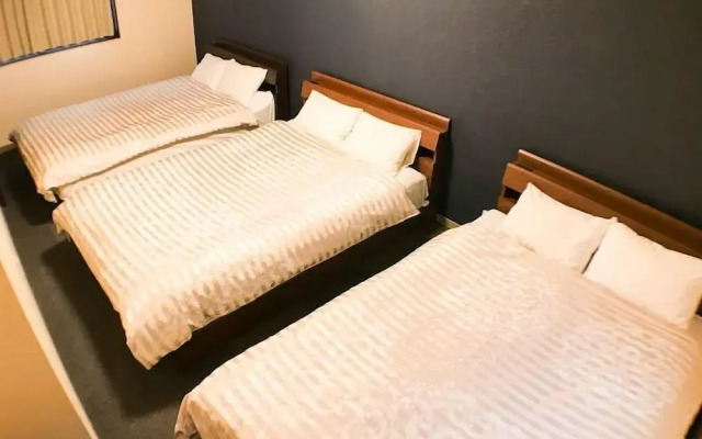 GH One More Heart Fushimi Inari 2