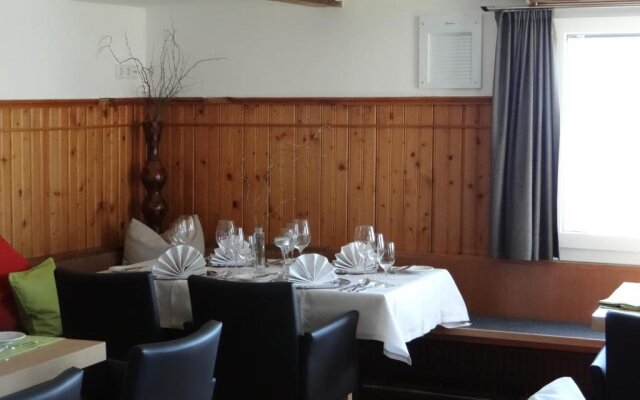 Hotel Waldrast B&B
