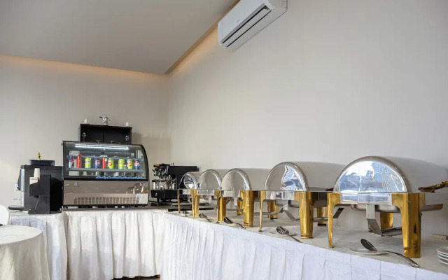 Royal Palace Hotel - Al Moroj