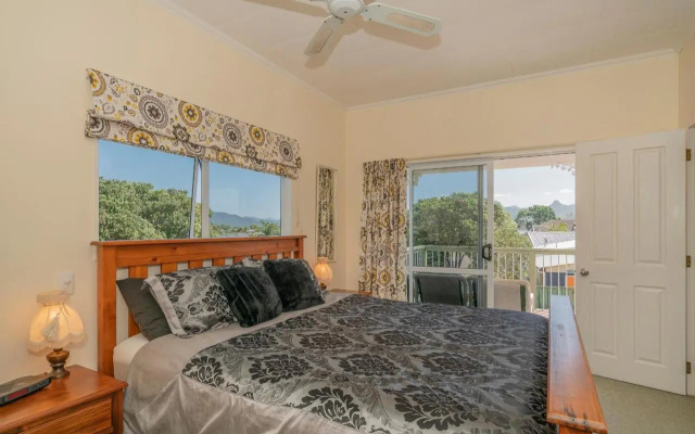 Harbour View Haven - Pauanui Holiday Home