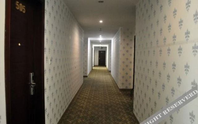 Jindeng Hotel (Guangzhou Huadu Shiling Leather City Shop)