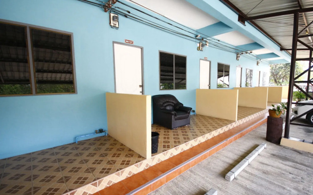 Pob Choke Residences