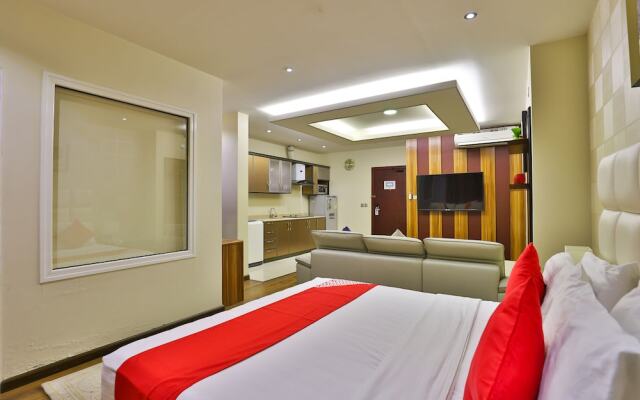 OYO 240 Roshan Gulf Hotel Suites