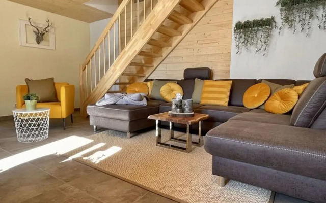 Christel Modern Retreat