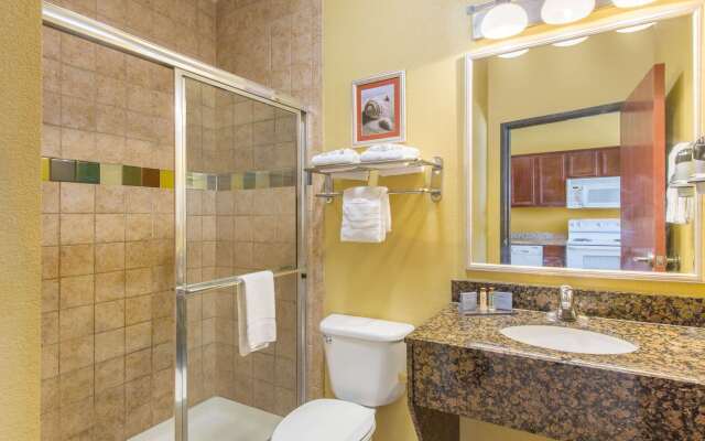 Hawthorn Extended Stay by Wyndham Corpus Christi Padre Is