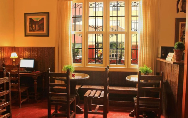 Hostal Porta