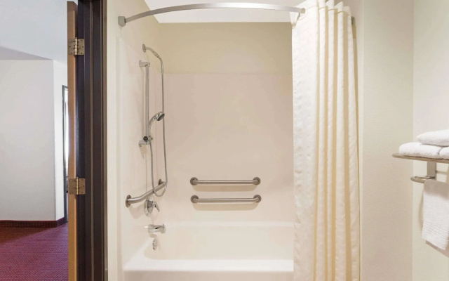 Sleep Inn & Suites Verona - Madison Southwest