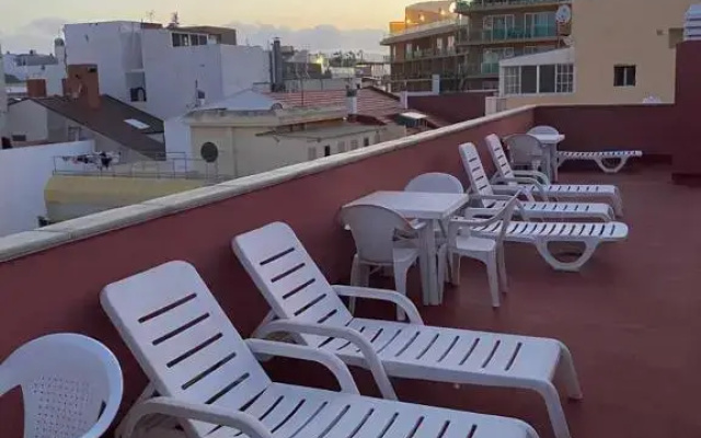 Las Canteras Ático con 28m2 de terraza Rosamar