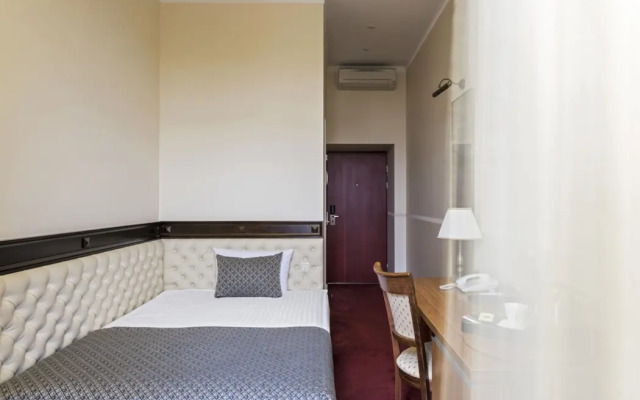 Congress Hotel