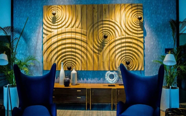 Solinea Tower 2