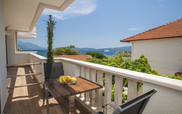 Hotel Bela Roza