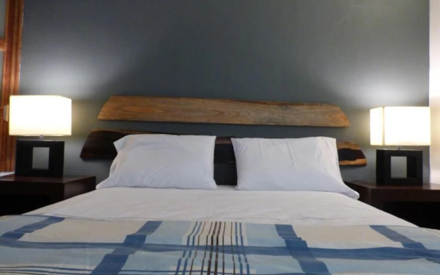 Romaya Condo Hotel