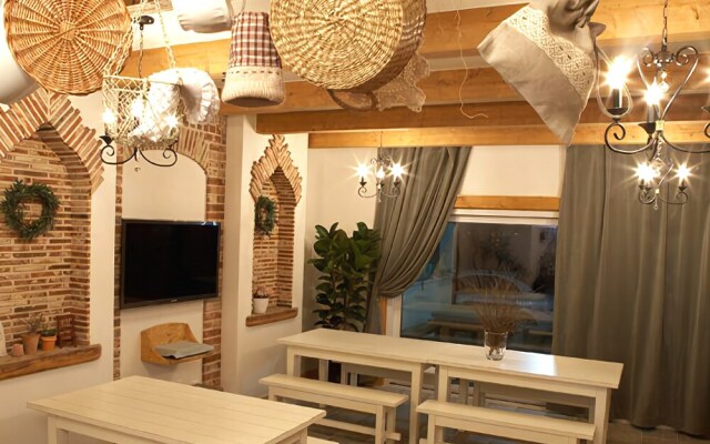 Ganghwa Aratteul 1st Pension