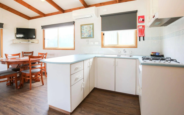 Aquarius All Suite Apartments