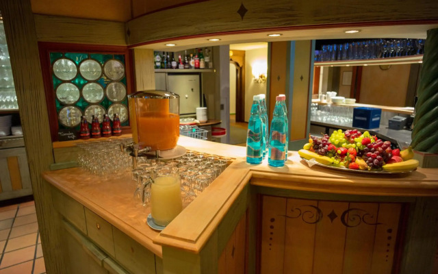 Hotel Gude