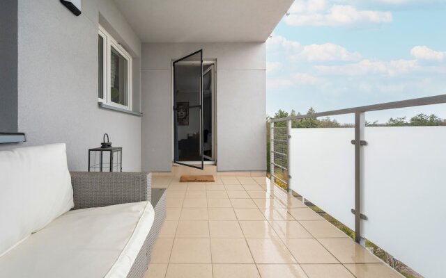 Apartment by Park in Wroclaw by Renters