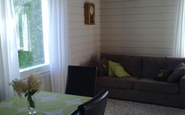 Paunolanmäki Holiday House