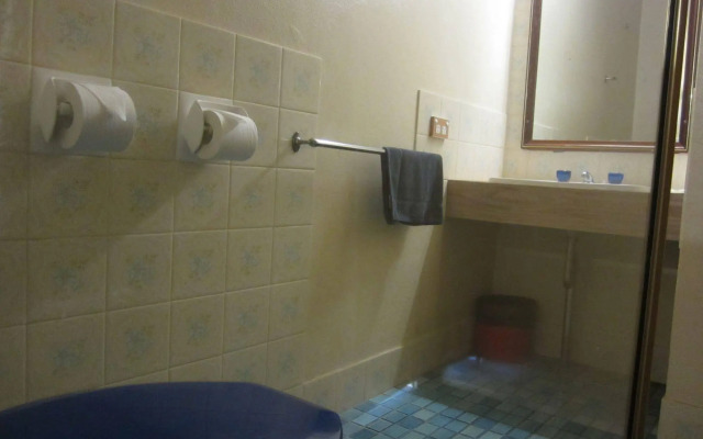 Canberra Lyneham Motor Inn