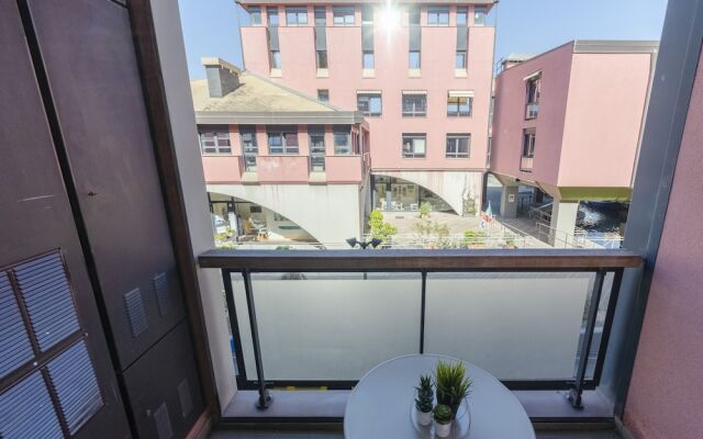 Dock of the Bay Genova