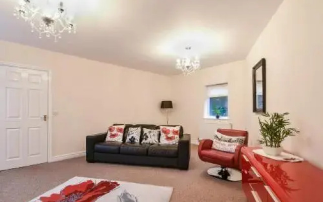 2 Ascot Mews - The Den York