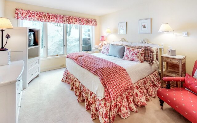 Trails Edge by Snowmass Vacations