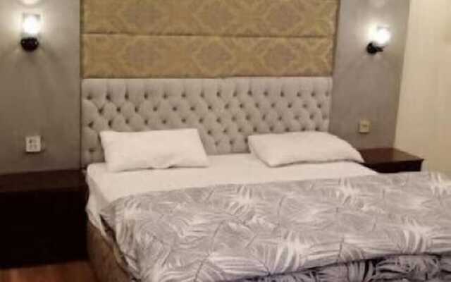 Waterstone's Hotel