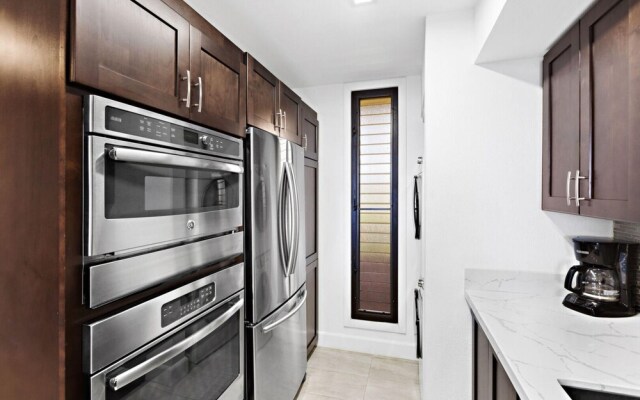 Kahana Villas F508 by Maui Life Realty